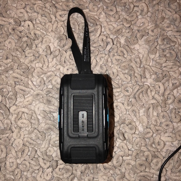 Apie Waterproof Speaker - Picture 4 of 5